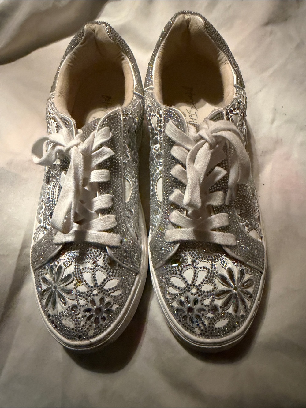 Betsey Johnson Silver & White Crystal Floral Sneakers 10m women’s bridal